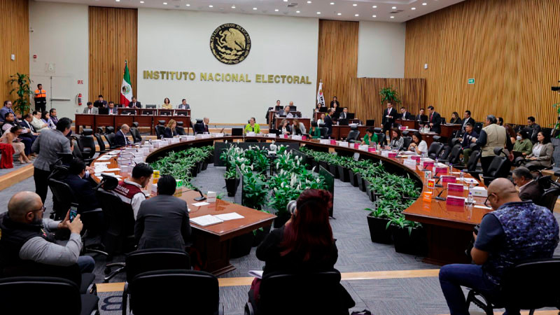 Partidos políticos podrán recibir hasta 218 mdp, en recursos privados en 2024: INE 