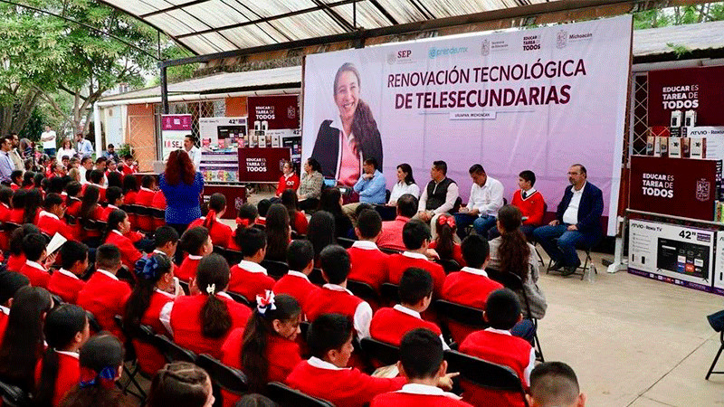 En tiempo récord, SEE avanza con renovación tecnológica de telesecundarias 