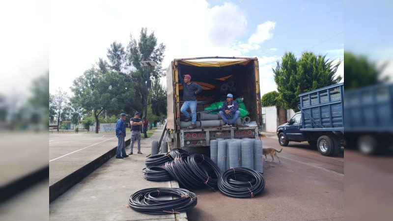 Avanza Sader Michoacán con la entrega de materiales para la construcción de biodigestores