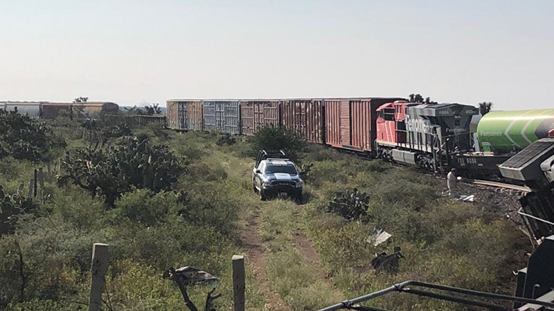Trenes chocan de frente en Fresnillo, Zacatecas; los dos maquinistas murieron 
