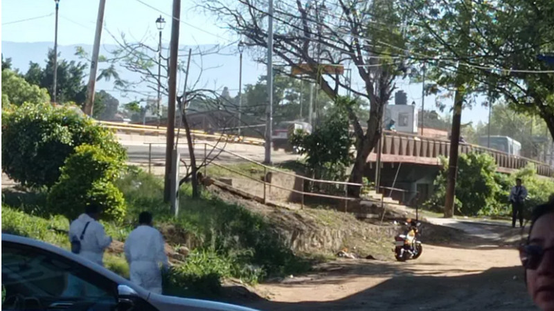 Percance vial en Oaxaca termina en bronca; asesinan a motociclista 