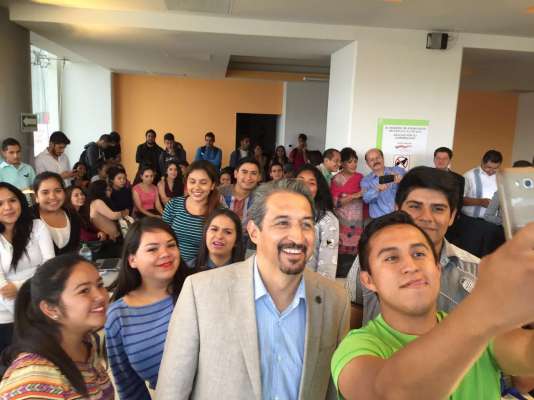 Michoacán requiere que la UMSNH normalice inmediatamente sus funciones: rector Medardo Serna 