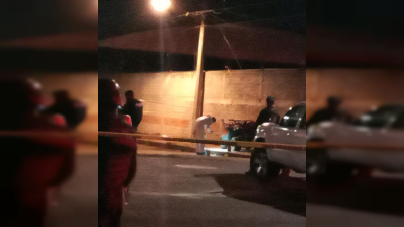 Hombre es asesinado a balazos en plena vía pública en Celaya, Guanajuato