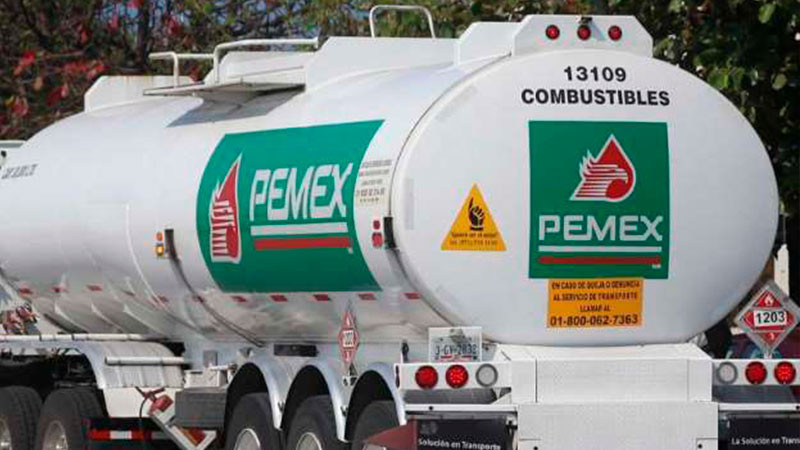 En Acapulco restablecen suministro en 12 de 55 gasolineras, asegura Pemex 