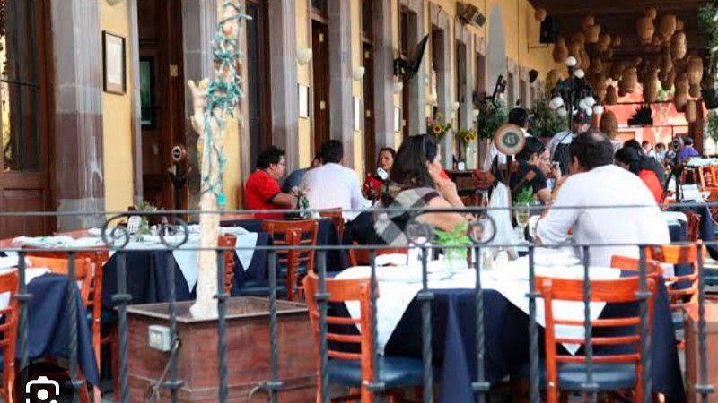 Restauranteros queretanos proyectan derrama económica de 150MDP para Día de Muertos 