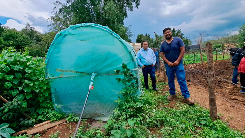 Entrega Sader biodigestores a productores de la región Tepalcatepec 