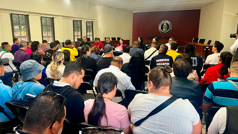 Presentan convocatoria para el Desfile Deportivo de la Revolución Mexicana en Uruapan