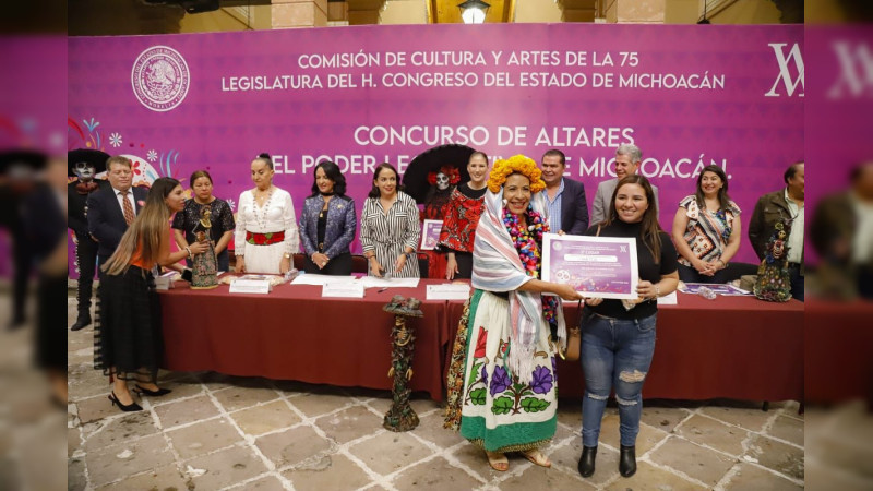 Congreso de Michoacán enaltece tradición ancestral de Noche de Muertos