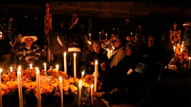 DIF invita a vivir con respeto la tradición de Noche de Muertos en Michoacán