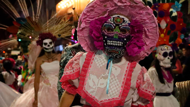 Miles de asistentes celebraron el Festival de las Ánimas el 1 de noviembre en Zitácuaro 