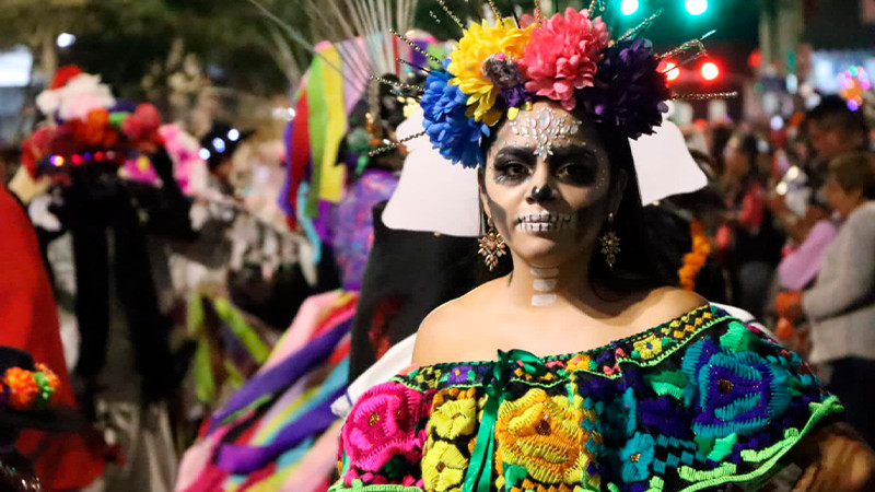 Miles de asistentes celebraron el Festival de las Ánimas el 1 de noviembre en Zitácuaro 