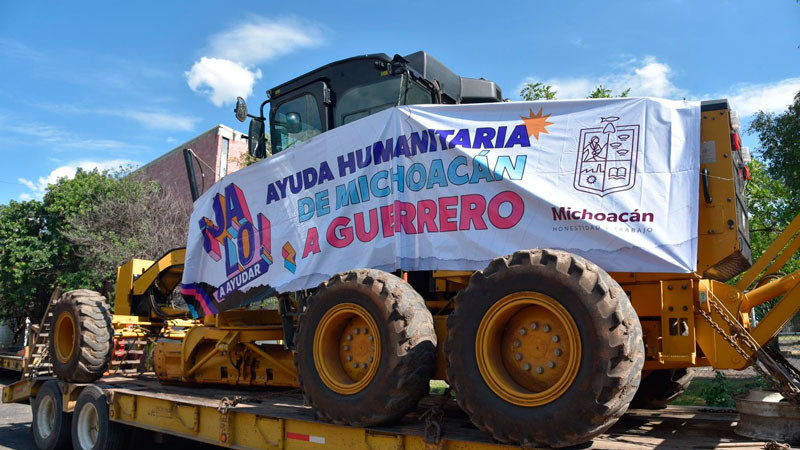 Michoacán envía más maquinaria a Guerrero  