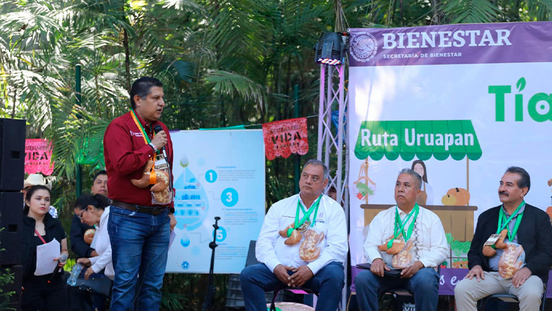 Anuncia Nacho Campos estímulos para pequeños productores agrícolas de Uruapan