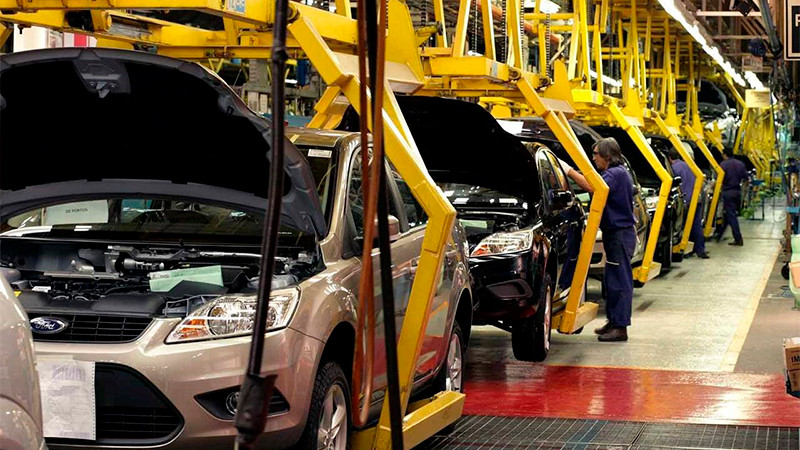 Producción de autos en México subió 35.77% en octubre  