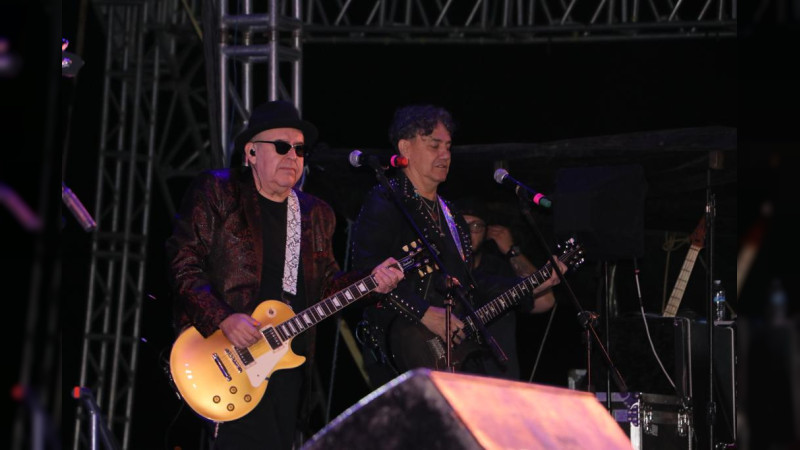 Una noche de rock se vivió en el Foro de Espectáculos de la Feria de Todos los Santos, en Ciudad Hidalgo