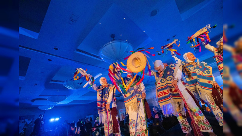 Recibe Michoacán premio Marcas de Confianza 2023