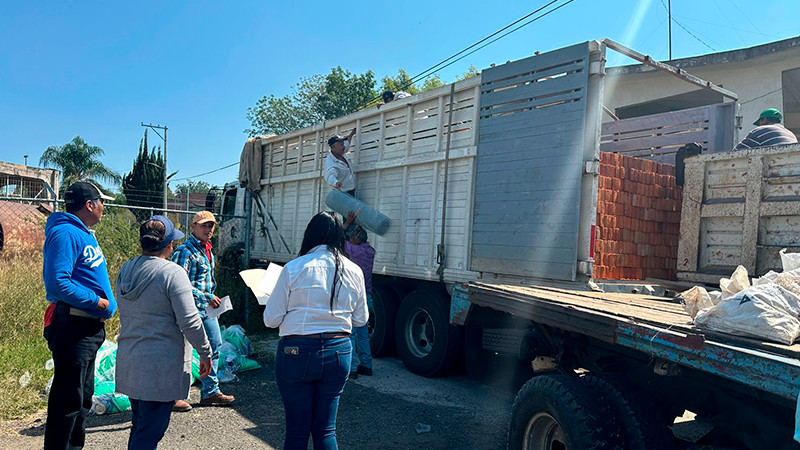 Avanza Sader con la entrega de biodigestores a familias de 15 municipios