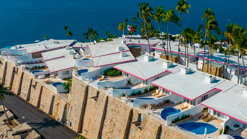 Cadenas hoteleras de Acapulco abrirán parcialmente el 15 de diciembre 