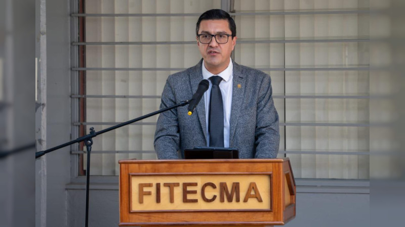 Debemos adaptarnos y renovarnos para mantenernos a la vanguardia: UMSNH