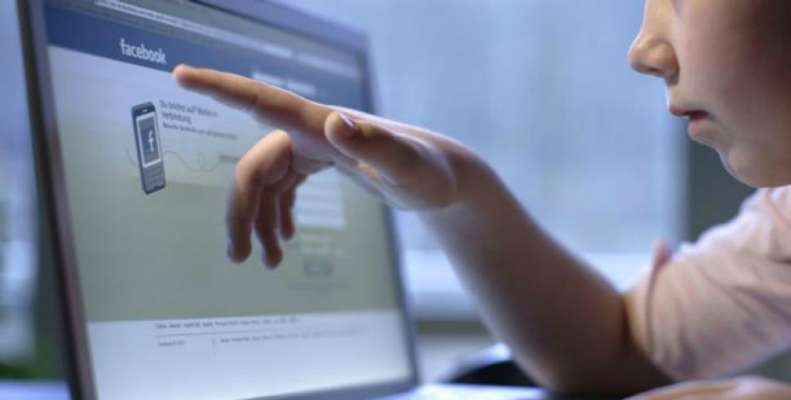 Niña denuncia a Facebook por aparecer desnuda en esta red social sin su consentimiento  