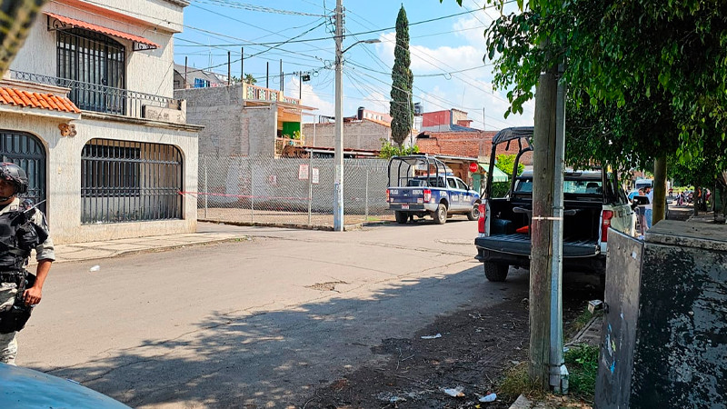 En Zamora, Michoacán asesinan a balazos a carpintero en la puerta de su casa 