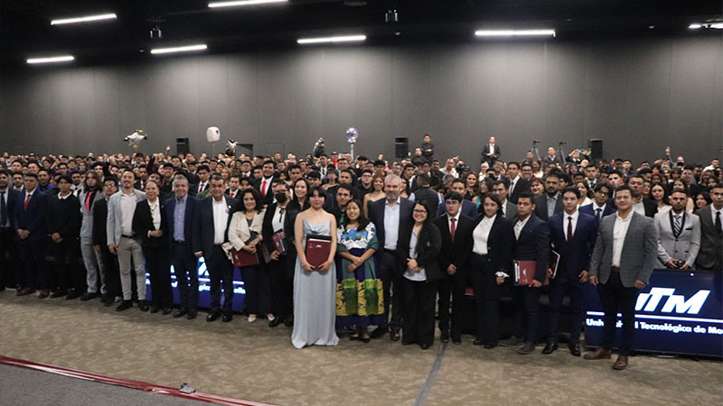 Celebra UTM titulación de 600 estudiantes de la generación 2021-2023