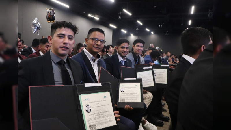 Celebra UTM titulación de 600 estudiantes de la generación 2021-2023