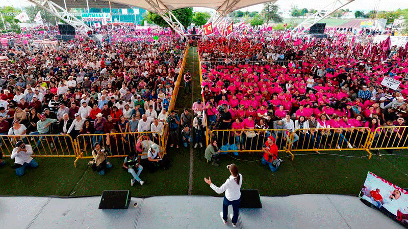 Claudia Sheinbaum llama a construir un México de democracia, libertades y soberanía con la 4T ante militantes de Durango 