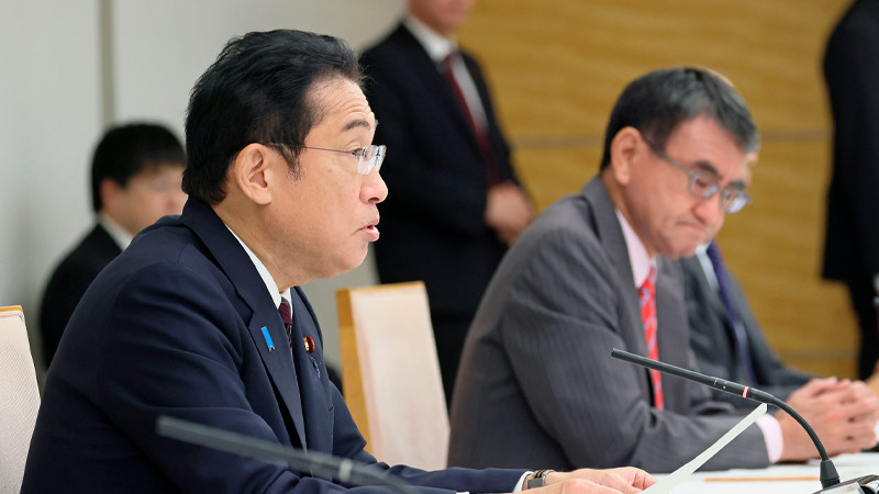 Rechaza primer ministro japonés aumento salarial; busca mejores salarios de la administración pública 