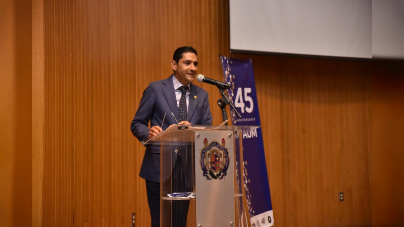 La UMSNH seguirá creciendo, con los procesos de reingeniería que implementamos: Edgar Martínez