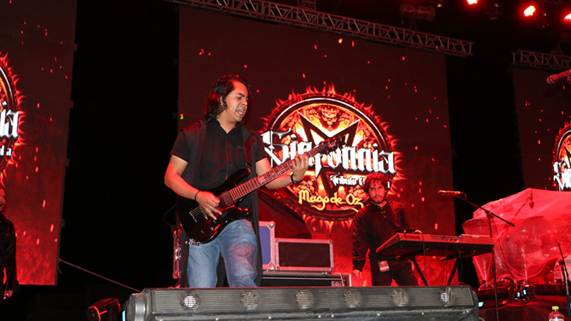 Una noche eufórica, cargada de energía y entusiasmo, fue la que se vivió con la presentación de la Agrupación Elefante