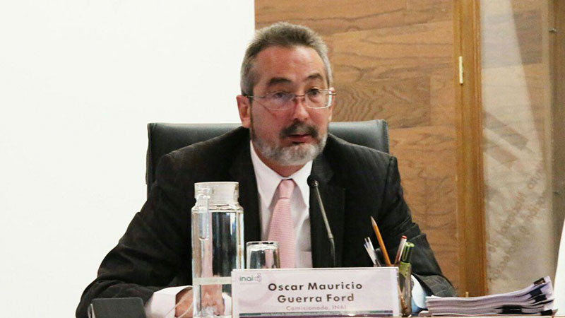 Óscar Guerra Ford renuncia a su cargo,  tras escándalo de uso de tarjeta corporativa en table dance 