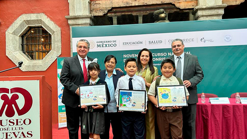 Niño michoacano gana Concurso Nacional Dibujando Sonrisas 2023