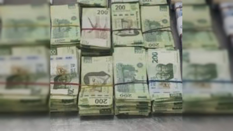 Detenido con 600 mil pesos en efectivo en autopista de Michoacán, es vinculado a proceso 