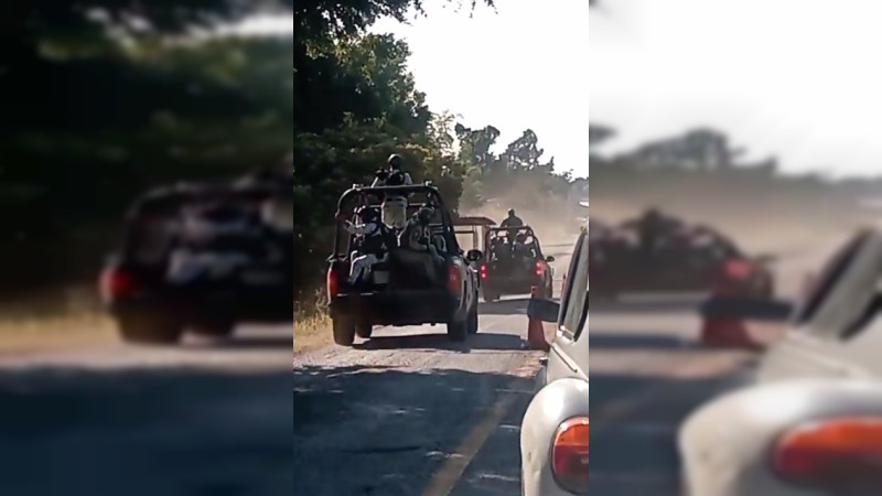 Reportan enfrentamiento entre policías y célula armada, en la carretera Uruapan - Lombardía, Michoacán 