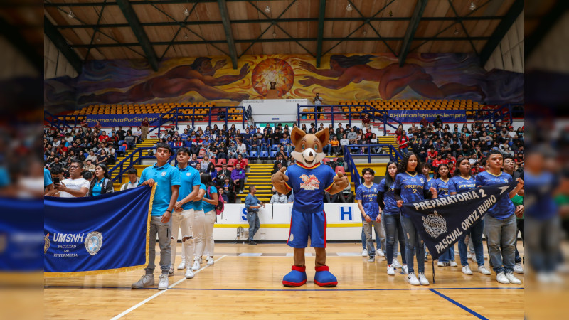 Nadie puede destruir lo que en la UMSNH se está construyendo: Yarabí Ávila