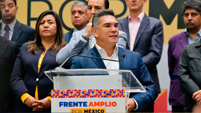 Samuel García quiere participar en la elección para dividir el voto opositor: Alejandro Moreno 