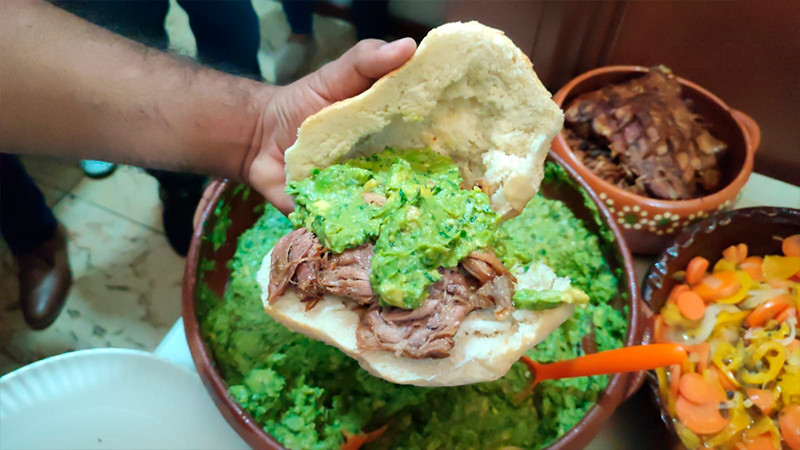 Más de 10 toneladas de carnitas para la Feria Michoacana de las Carnitas en Tacámbaro