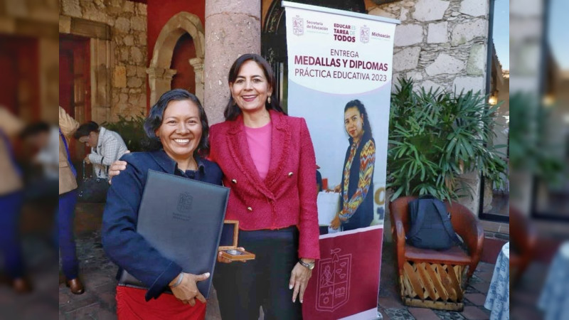 Maestros michoacanos premiados por práctica educativa, gran ejemplo: SEE