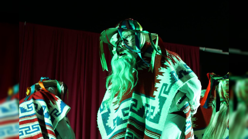 Inaugura Herminio Loya 15° Festival del Atole en Uruapan