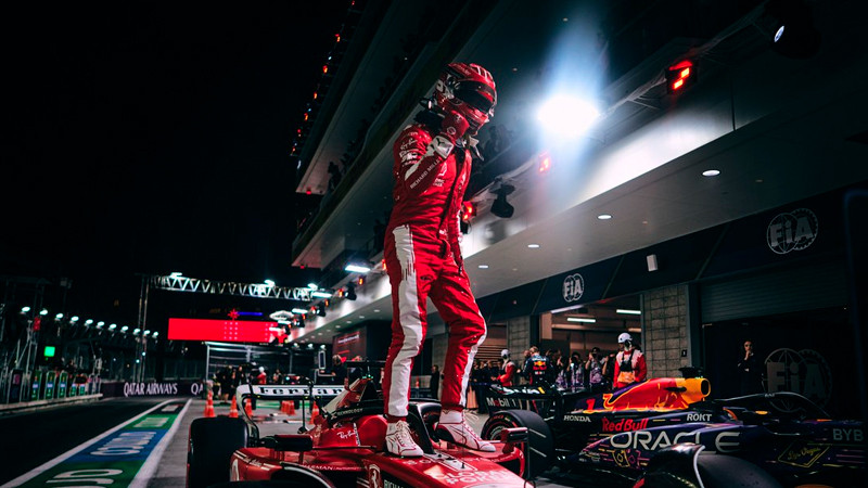 Charles Leclerc gana la pole en el GP de Las Vegas; "Checo" Pérez arrancará P11 