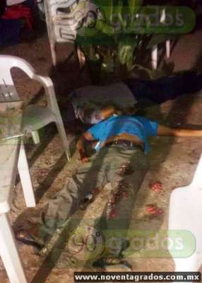 Asesinan a ex Secretario de Seguridad Pública y a militar, en Atoyac de Álvarez, Guerrero - Foto 2 
