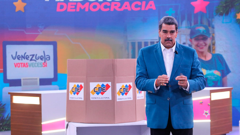 Nicolás Maduro tilda de supremacista ario a Javier Milei 
