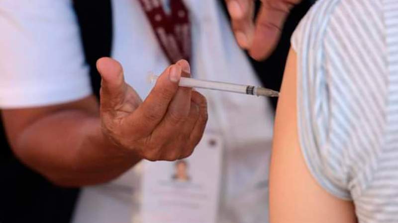 Personas con asma y EPOC deben vacunarse contra influenza y COVID-19: Salud Michoacán  