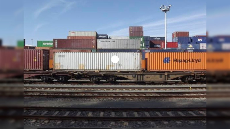 Detectan en Michoacán robo a contenedor de tren 