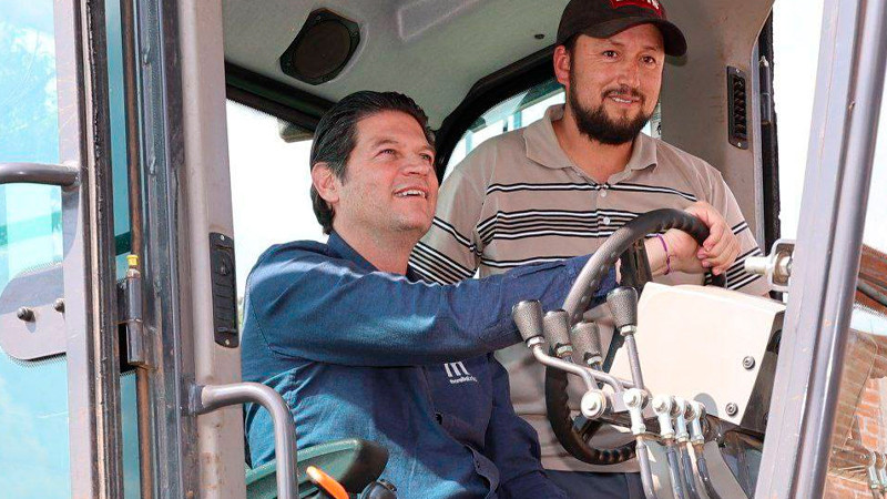 Rehabilita gobierno de Alfonso Martínez, más de 450 km de caminos rurales