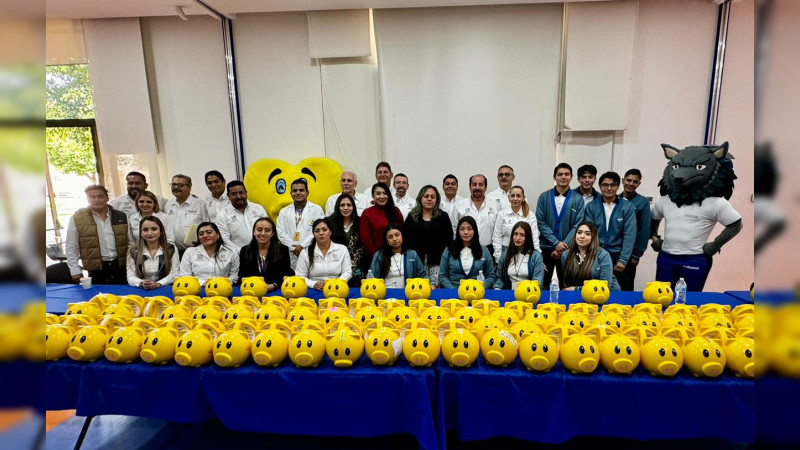 Entrega Cobaem 127 alcancías del Boteo Teletón 2023