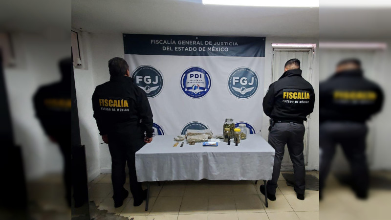 Aseguran droga, cargadores y cartuchos en cateo de la Fiscalía de Nezahualcóyotl a un inmueble en Edomex 