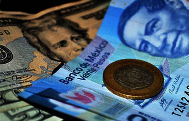 Dólar cierra en $19.57 a la venta en bancos  