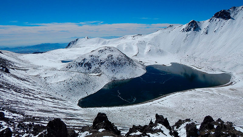 Suspenden ingreso al cráter del Nevado de Toluca por bajas temperaturas  